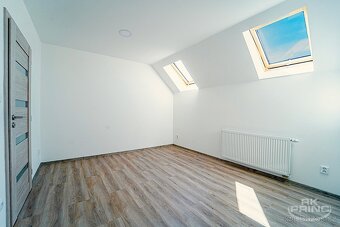 Rodinný dům 4+kk, na pozemku 231 m2, Roudnice nad Labem, okr - 12