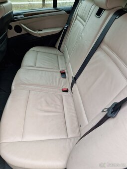 BMW X5 E70 M-Paket 3.0d 2013 180kw výměna Piaggio Vespa GTS - 12