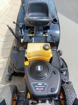 Prodám zahradní traktor Partner 14.5Hp Hydro - 12