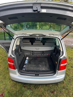 Volkswagen Touran 2.0 benzín, 110 kW, 2004 - 12
