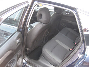 CITROEN C4 1.6 HDi 84KW SERVISKA TAŽNÉ - 12