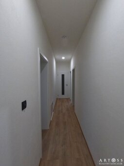 Pronájem novostavby rodinného domu 4+kk s terasou, v obci Li - 12
