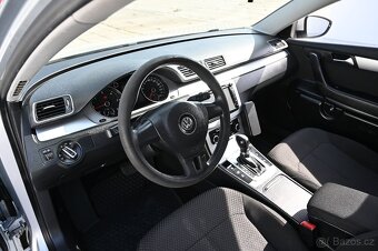 Volkswagen Passat 2.0TDI 103KW DSG Comfort. 8/12 - 12