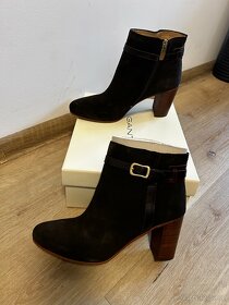 Gant nové kotníkové kozačky na širším podpatku kožené - 12