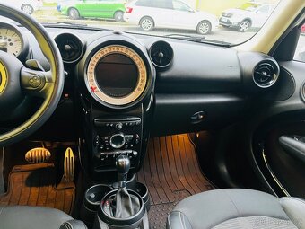 MINI COOPER COUNTRYMAN 2.0 SD NAFTA 4x4 AUTOMAT - 12