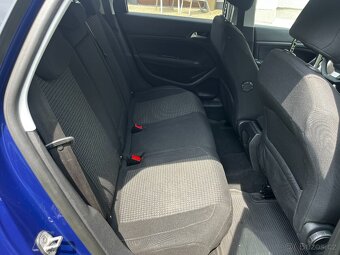 Peugeot 308 SW 1.2i 81KW Automat r.v2018 Nové v ČR - 12