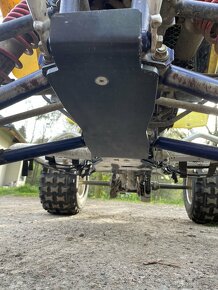 Čtyřkolka Suzuki ltr 450 - 12