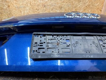 VÍKO KUFRU PÁTÉ DVEŘE AUDI A1 8X LX5Q - 12