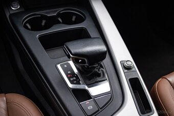 Audi A4 Avant 30 TDI S tronic / Pano / Matrix / B & O audio - 12