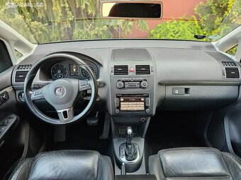 VW Touran 2.0 TDI 103kW,DSG,Highline,Tažné,Kamera,Serviska. - 12