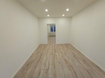 Pronájem bytu 3+kk, Slovenského Národního Povstání 2769, Mos - 12