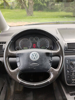 VW Sharan 1.9 TDi  96 kW - 12