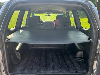 Toyota Land Cruiser 120 3.0 D4-D 127 kW - 12