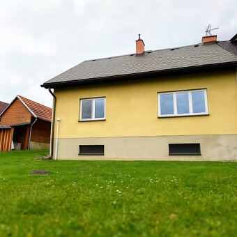 prosluněný zděný dům 4+1 s garáží a zahradou 600m2 - 12