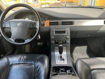 Volvo V70 2,4D 220Ps kombi - 12