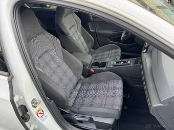 VW Golf 8 GTE Hatchback 1.4eTSI eHybrid 180kW - Zálohováno - 12