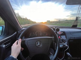 Mercedes-Benz W202/S202 C200 Kompressor - 141kw (Manual) - 12