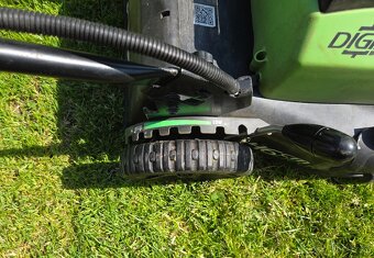 Aku sekačka 40V Greenworks GD40LM45 2500407 POUŽITÁ - 12