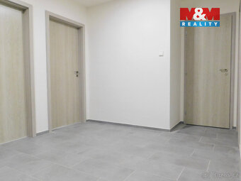 Pronájem bytu 3+1, 70 m², Praha, ul. Bítovská - 12