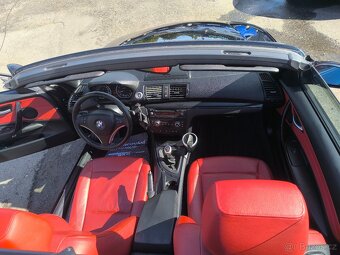 BMW 118i E88 2.0i 105kW Cabrio,ALU 18",TempKůže,TOP - 12