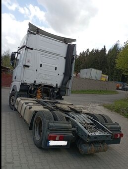 Mercedes Benz Actros 1845 - 12