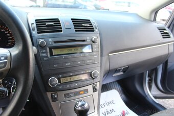 Toyota Avensis - 12