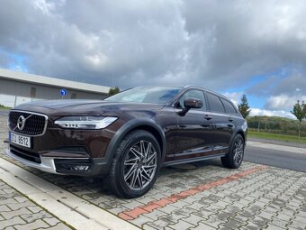 VOLVO V90 CROSS COUNTRY D4 - 12