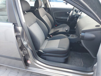 Seat Cordoba 1,9 TDI Signo/ČR/KLIMA/TAŽNÉ ZAŘ/ - 12