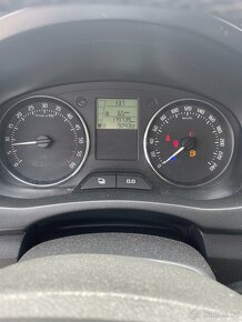 Škoda Fabia 2...cena 129000Kč - 12