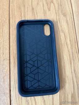iPhone XR 256 GB - 12