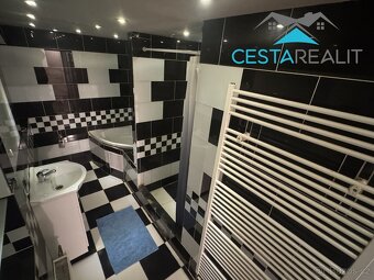 Prodej domu se zahradou 4536 m2 - Petrohrad, ev.č. 01048 - 12