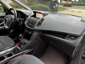 Opel Zafira C 2.0 CDTI 7 míst Kůže Navi Xenony 1. maj v ČR - 12