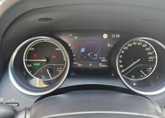 Toyota Camry 2.5-HYBRID-SERVIS.HISTORIE-ČR - 12