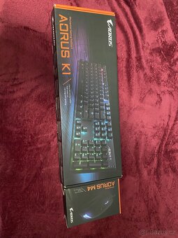 Herní set AORUS: Mechanická klávesnice + Myš M4 - 12