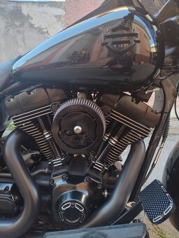 HARLEY DAVIDSON ROAD KING FLHR CUSTOM SPECIAL - 12