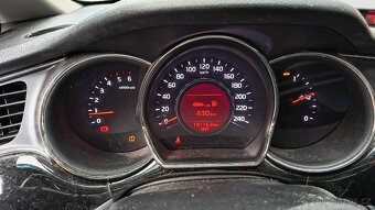 Kia Ceed 1,6Di 100kw - 12