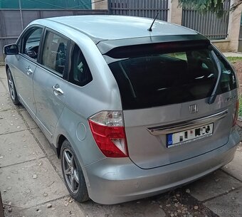 Honda FR-v 2,2 i-CDTi r.v.2005 - 12