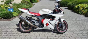Yamaha R6 r.v 2005 - 12