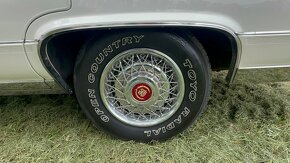 Cadillac Fleetwood Brougham d'elegance - 12