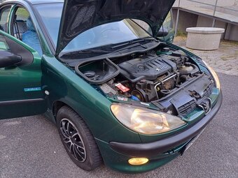 Peugeot 206 1.4hdi nafta R.2003 stk 2026/11 - 12