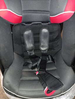 Otočná dětská autosedačka - 12