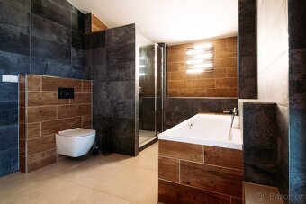 Rodinný dům 5+kk s prostornou zahradou – Kralupy nad Vltav - 12
