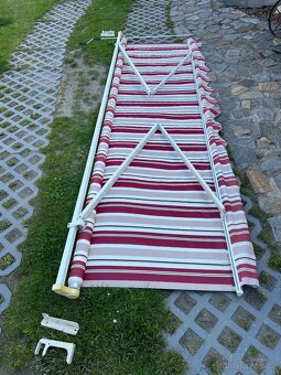 Markýza 3,9 x 2,4 m - 12