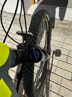 Horské elektrokolo - GoGen CAMPO MX 720 2025 šedé/žluté - 12