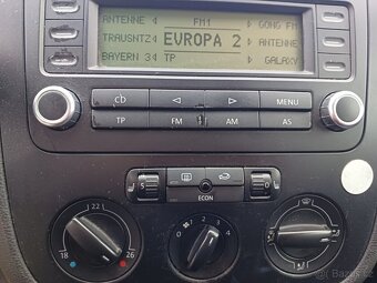 VW GOLF 5, 1.4i, ALU, 5 Dveří, r.v.12/2005 - 12