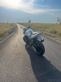 Kawasaki Z750 - 12
