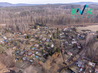 Chata, pozemek 474 m2, zast. plocha 16 m2, elektřina, před k - 12