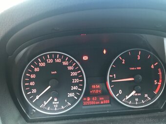 BMW 320D e90 - 12
