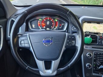 Volvo XC60 2.4 140 Kw - 4x4 / 2015 / - 12