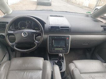 Prodám díly VW Sharan 2,8 V6 ( VR6 ) 150kW barva L041 ČERNÁ - 12